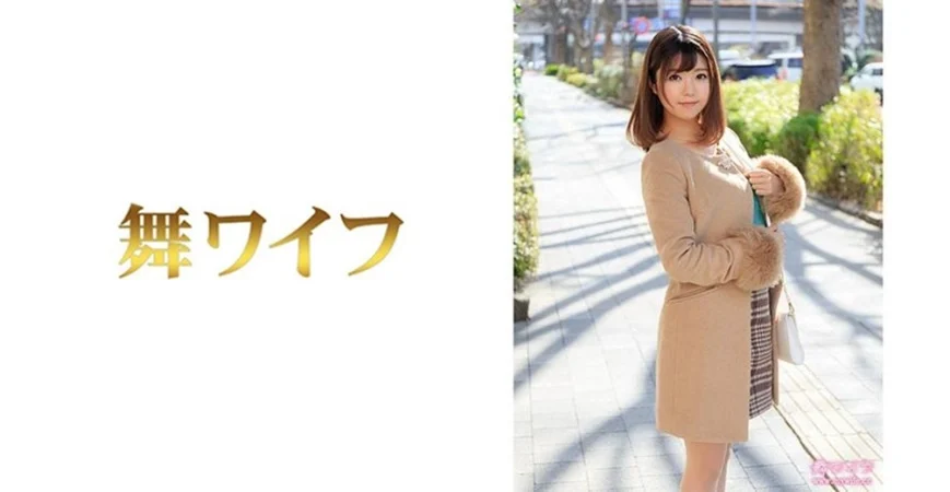 火龙果的产地绝美女神超薄白丝足交，最后射在粉嫩骚脚上，完整下滑直接购买
